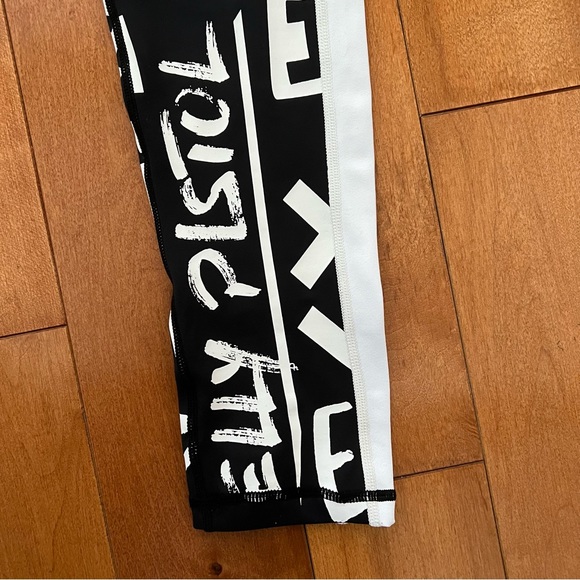 Elly Pistol Leggings - Picture 2 of 8